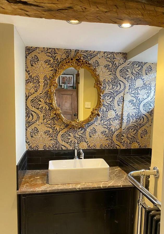 Linden Retreat Apartment Brimscombe ภายนอก รูปภาพ